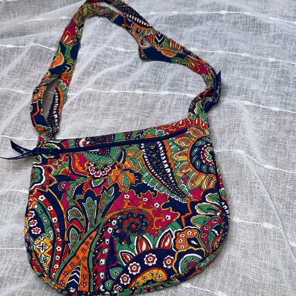 Vera Bradley Venetian Paisley Pattern Saddle Hipster Crossbody Bag Designer EUC - Picture 8 of 16
